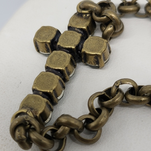 Blue Crystal Cross Bracelet - Picture 2 of 4